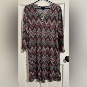 Tacera, size XL, Gray chevron print